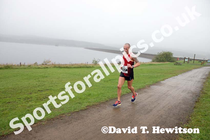 Patrick Duffy on his way to 2nd place in the Kielder Marathon. Photo: David T. Hewitson/Sports for All Pics
